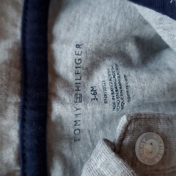 Tommy Hilfiger t-shirt - Picture 3 of 3
